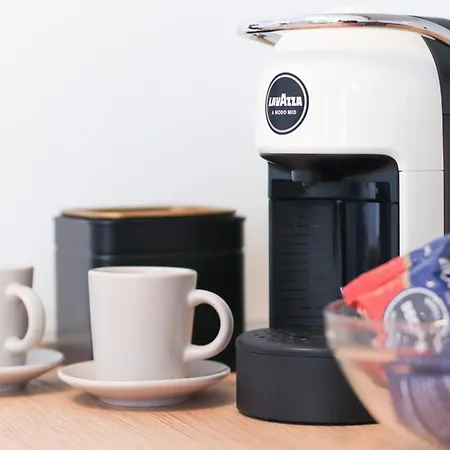 Dimora Del Corso - Private Garage Parking - Centre - Ascensore - Wi Fi Apartament