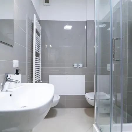 Apartament Dimora Del Corso - Private Garage Parking - Centre - Ascensore - Wi Fi