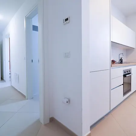 Dimora Del Corso - Private Garage Parking - Centre - Ascensore - Wi Fi