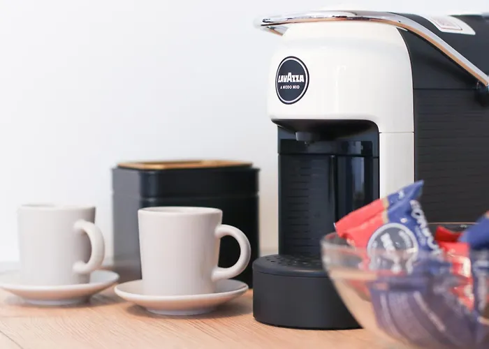 Dimora Del Corso - Private Garage Parking - Centre - Ascensore - Wi Fi Daire