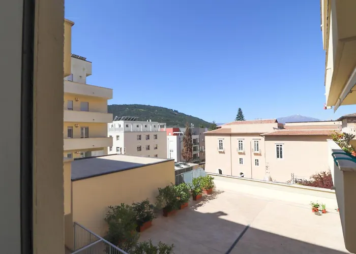 Dimora Del Corso - Private Garage Parking - Centre - Ascensore - Wi Fi LʼAquila