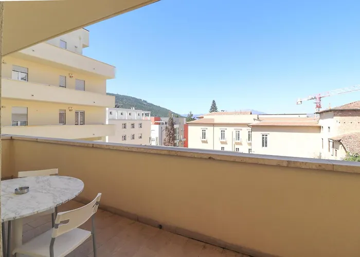 Dimora Del Corso - Private Garage Parking - Centre - Ascensore - Wi Fi * LʼAquila