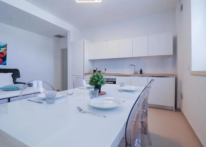 Appartement Dimora Del Corso - Private Garage Parking - Centre - Ascensore - Wi Fi LʼAquila