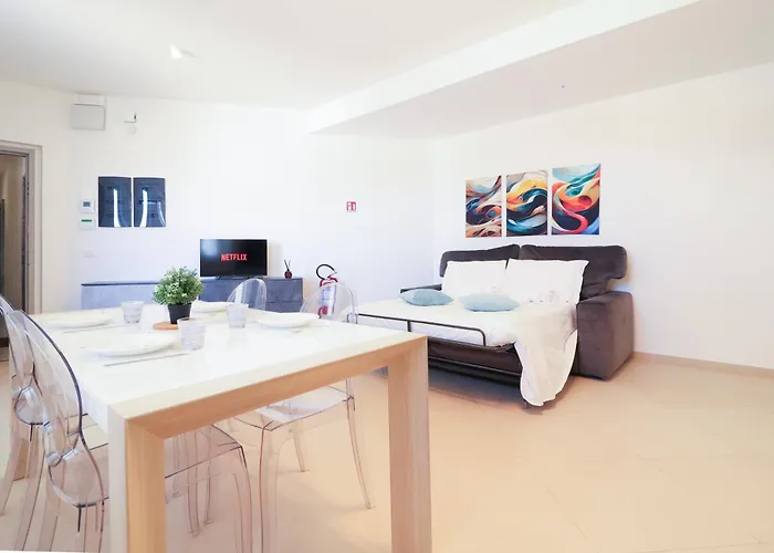 Dimora Del Corso - Private Garage Parking - Centre - Ascensore - Wi Fi Daire