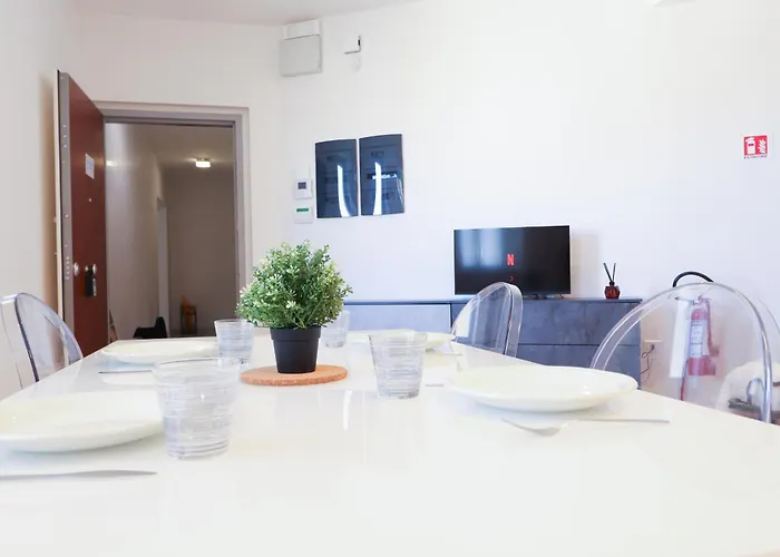 Dimora Del Corso - Private Garage Parking - Centre - Ascensore - Wi Fi Appartement LʼAquila