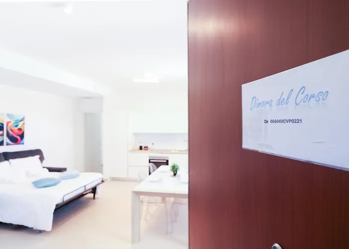 Daire Dimora Del Corso - Private Garage Parking - Centre - Ascensore - Wi Fi